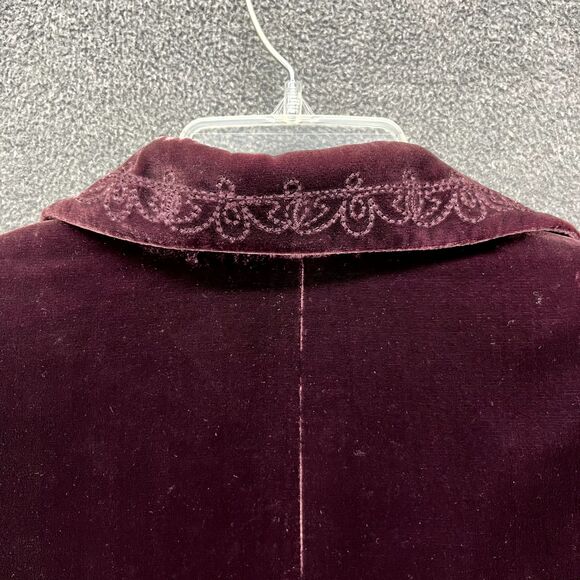 Tahari Velvet Blazer Jacket Womens 8 Purple Embroidered snap button peplum - Picture 13 of 16